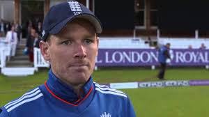 The england t20 captain's ring finger on his right hand. Eoin Morgan Reacts To Controversial Ben Stokes Dismissal At Lord S Youtube