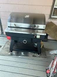 Tuna steak tonigh! It took longer to heat up the griddle than cook the  steaks! Blackened seasoning with avocado oil Asian salad with some hot  wasabi. I didn't even use the citrusy