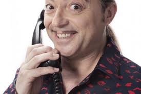 La contagiosa risa del atrevido hace que Isidro Montalvo no aguante la  carcajada