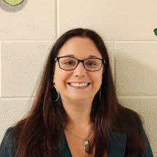 Kelly Shupe's Instagram, Twitter & Facebook