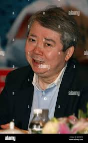 Bildnummer: 53401053 Datum: 21.09.2009 Copyright: imago/Xinhua -- SHANGHAI,  (Xinhua) -- Movie supervisor Wen Juan attends the presentation meeting of  their new comedy film Stubborn Robot, in Shanghai, east China, Sept. 21,  2009.