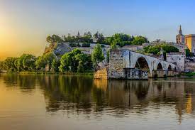 A city in provence, france. Ein Romantisches Wochenende In Avignon Oui Sncf