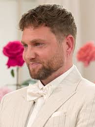 Rose Carmichael: CIA-Agentin und Hundeliebhaberin