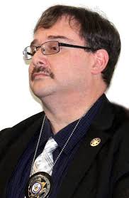 Testimony in trial of ex-detective focuses