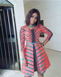 Voir le produit sur amazon. Resultat De Recherche D Images Pour Modele De Pagne Ivoirien Robe African Fashion African Attire African Dresses For Women