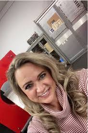 Stacey Mckelvey's Instagram, Twitter & Facebook