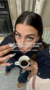 Joanna Covington's Instagram, Twitter & Facebook