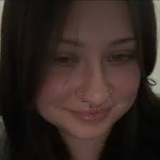 Alyssa Quinn in people