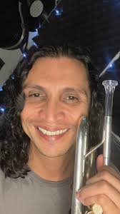 Un consejo clave sobre la boquilla de trompeta es que la elección depende  más de tu embocadura, nivel y objetivos musicales que de la marca en sí.  Aquí te dejo un par