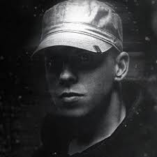 Jetzt oder nie feat xavier naidoo by cr7z. Cr7z Army S Stream