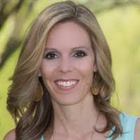 Jenifer Ross's Instagram, Twitter & Facebook