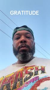 Simeon (@simmyandthejetskc)