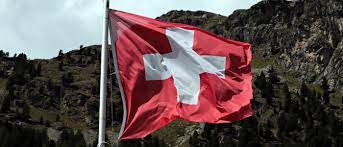 Die zu den genietruppen zählenden patrouillenboote der motorbootkompanie der schweizer armee führen die schweizerflagge zur see. Schweizer Flagge Wissenswertes Rund Um Das Schweizerkreuz