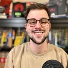 Danny Cross's Instagram, Twitter & Facebook