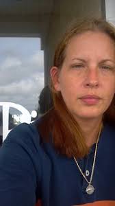 Beth Krouse's Instagram, Twitter & Facebook