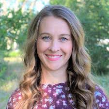 Alisha Keller's Instagram, Twitter & Facebook