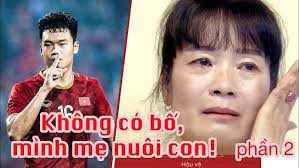 Thăm nhà Thành Chung & cầu thủ chưa một lần gặp bố