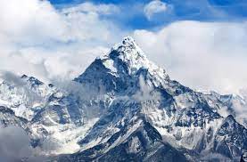It is located between nepal and tibet, an autonomous region of china. Mount Everest Base Camp Is Getting Free Wi Fi Conde Nast Traveler