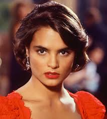 What makes a bond girl?