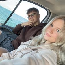 Stream sienna henry music