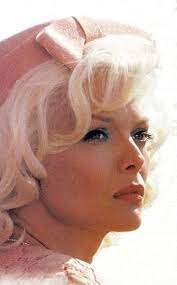 Pin On Michelle Pfeiffer The Face