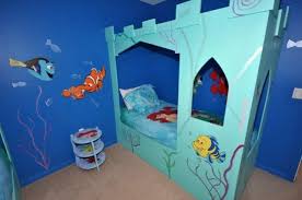Little Mermaid And Finding Nemo Themed Bedroom In A Homes4uu Vacation Home In Orlando Fl Bedroom Themes Little Mermaid Bedroom Mermaid Toddler Bedding