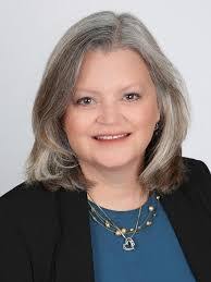 Becky Faust's Instagram, Twitter & Facebook