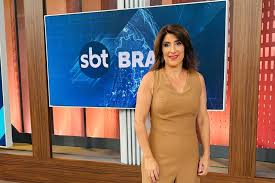 Apresentadora do SBT tem mal-estar ao vivo e erra nome de Cesar Filho Vídeo