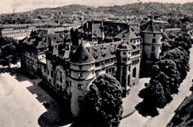Stuttgart Wie Es Fruher War Im Zweiten Teil Unserer Fotostrecke Prasentieren Wir Ihnen Weitere Historische Aufnahmen Der Schwabenmetropole Der Marktplatz Und Stuttgarter Zeitung Rathaus Stuttgart