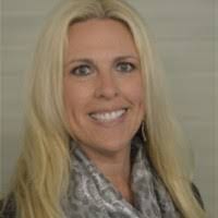 Kimberly Linder's Instagram, Twitter & Facebook