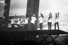 Tumblr is a place to express yourself, discover yourself, and bond over the stuff you love. I Really Like This Ot7 Photo Bts Wallpaper Desktop Bts Desktop Wallpapers Bts Computer Wallpaper
