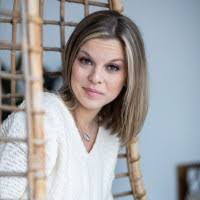 5800+ "Crissy" profiles