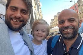 Nata per te", la prima a Roma del film sulla storia di Luca Trapanese e  Alba