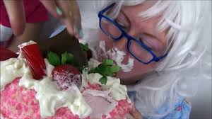 Maybe you would like to learn more about one of these? Giant Strawberry Challenge Cake Candy Soda Granny Victoria Annabelle Toy Freaks Family Wor Video Dailymotion