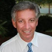 Lester Pullen's Instagram, Twitter & Facebook