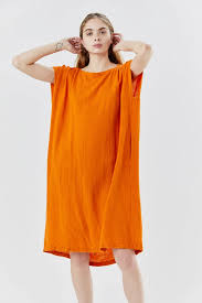 Box Dress Orange Kick Pleat In 2020 Dresses Fashion One Shoulder Dress