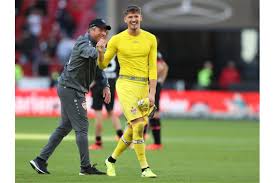 Get the latest soccer news on gregor kobel. Kobel Und Endo Zuruck Im Vfb Training