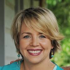 Courtney Boutwell's Instagram, Twitter & Facebook