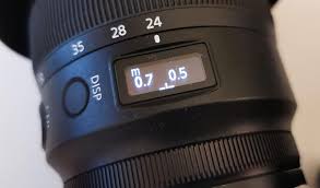 Whether you're at 70mm and f2.8 shooting portraits or 24mm and f11 shooting. Hands On With Nikon S Oled Equipped 24 70 F2 8 Z Pickr