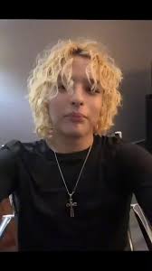 Disfrutando de una chela con Fabio Capri