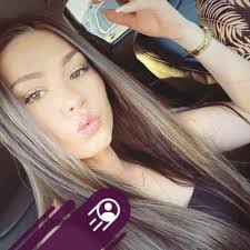 Aaron Hulst's Instagram, Twitter & Facebook