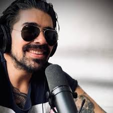 Gerardo Vidal (@elmaguire)