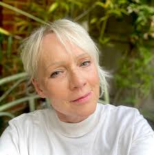 Hi can anyone recommend a dog groomer please