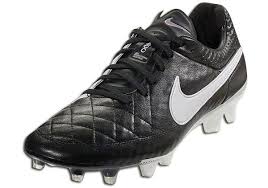Traditional Nike Tiempo Legend V Released Girls Soccer Shoes Kids Soccer Shoes Soccer Boots