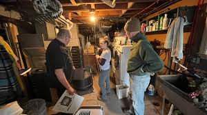 Aaron Granillo (@AaronKIROFM)