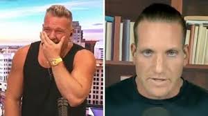 AJ Hawk's new camera setup proved troublesome in his ESPN debut 😂