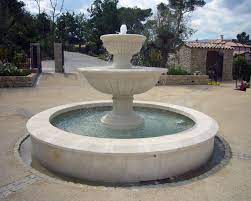 atelierbidal belle fontaine ronde a double vasques a debordement taillee en pierre calcaire blanch fontaine de jardin fontaine exterieur fontaine decorative
