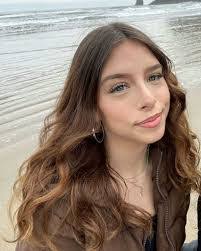 Jade Garcia's Instagram, Twitter & Facebook