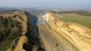 Unor investitori din golf alt traseu. Traseu Autostrada Tirgu Mures Iasi Economica Net
