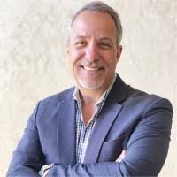 Sandy Hammer's Instagram, Twitter & Facebook